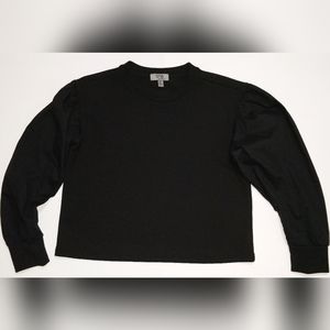 Chapter One Black crop sweatshirt